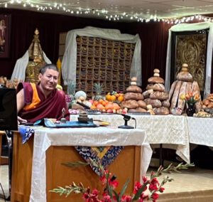 Demo Rinpoche tijdens herdenking Gelek Rimpoche 2023